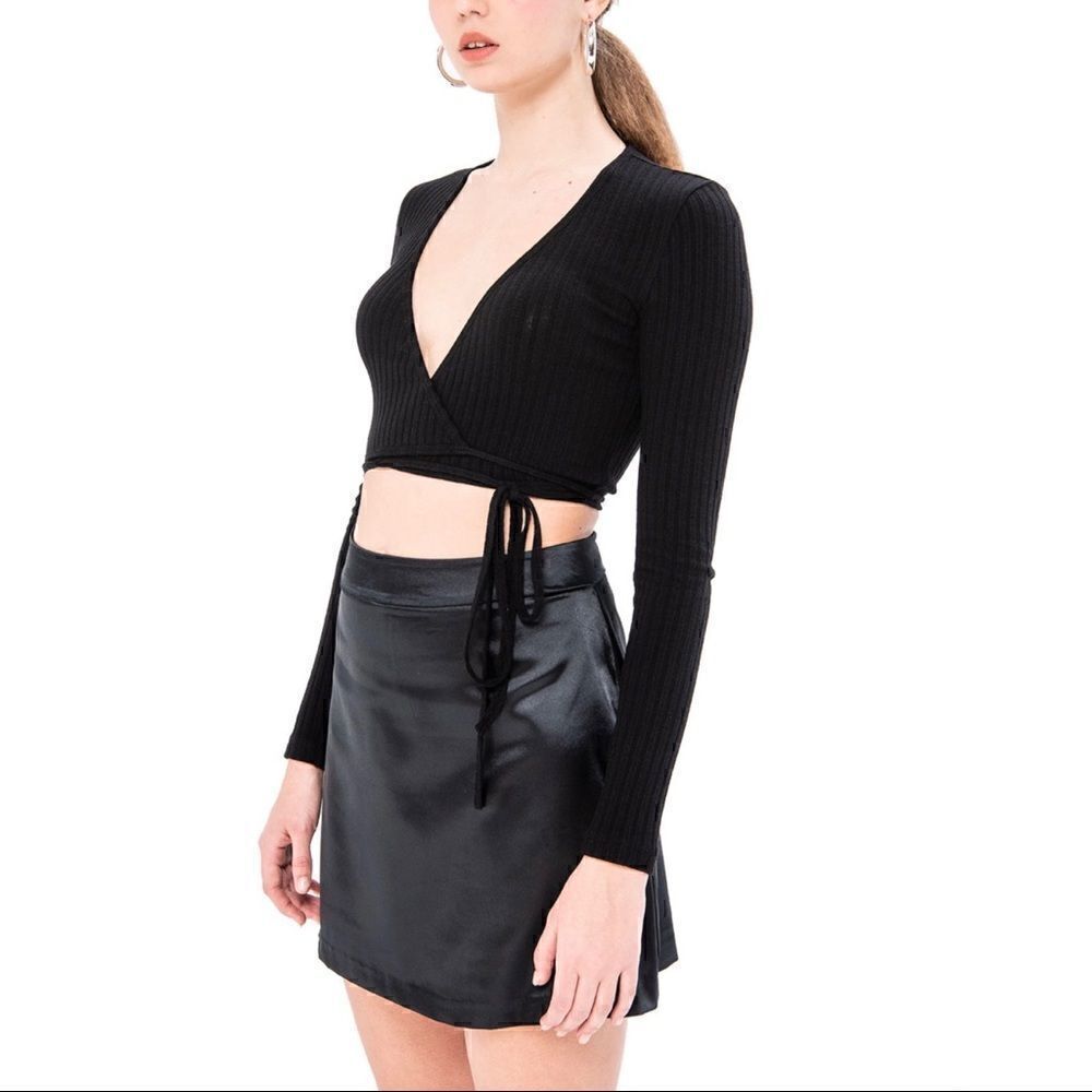 Emma James Black Satin Mini Skirt Sz 16P